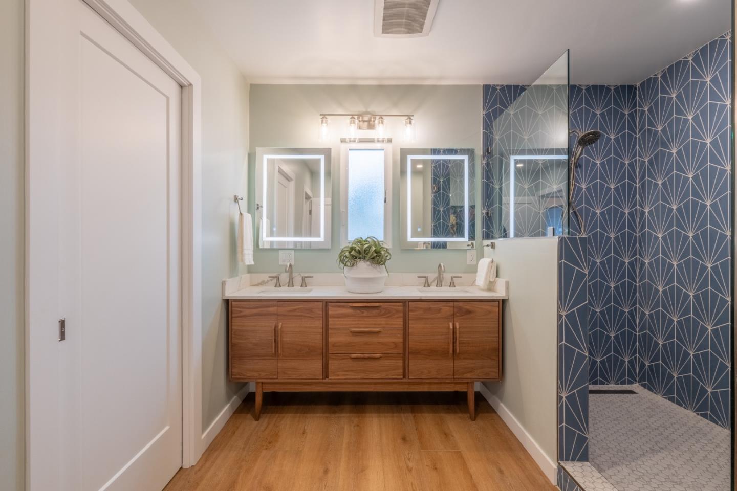 Detail Gallery Image 32 of 46 For 26140 Mesa Dr, Carmel,  CA 93923 - 3 Beds | 2/1 Baths