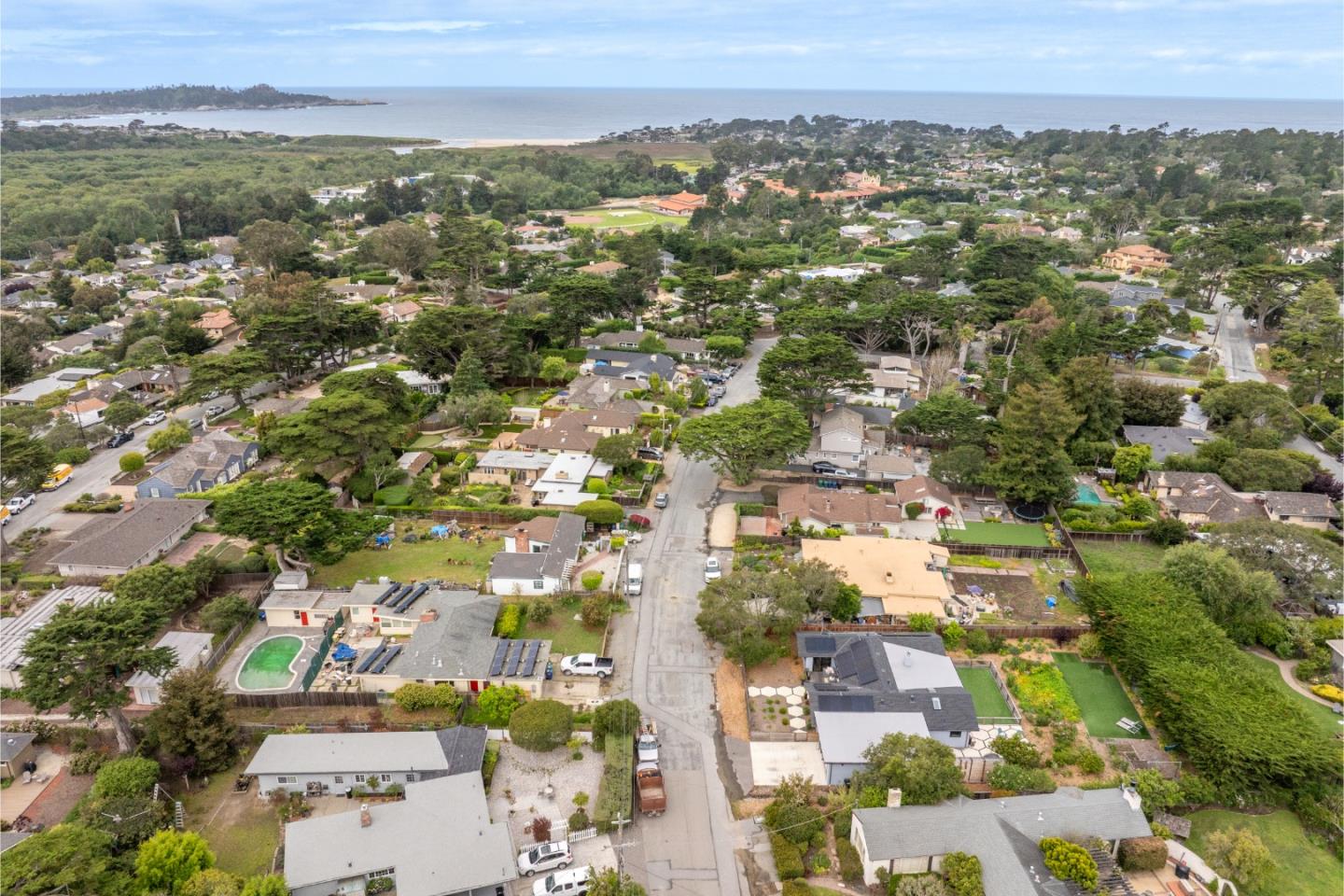 Detail Gallery Image 45 of 46 For 26140 Mesa Dr, Carmel,  CA 93923 - 3 Beds | 2/1 Baths