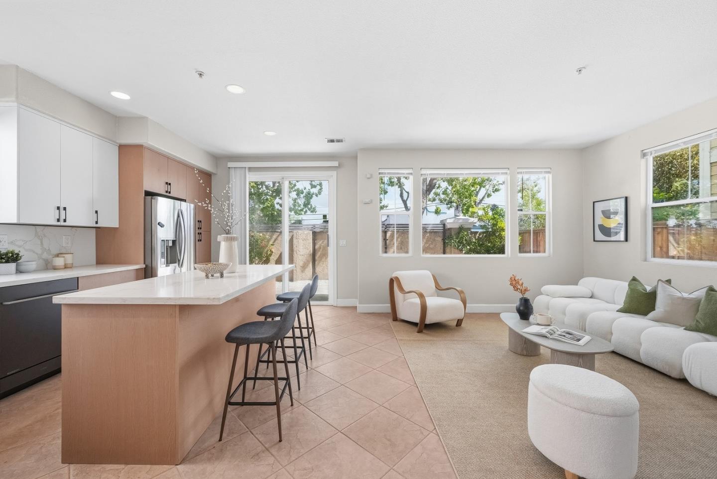 Detail Gallery Image 3 of 46 For 7325 Carter Ave, Newark,  CA 94560 - 4 Beds | 2/1 Baths