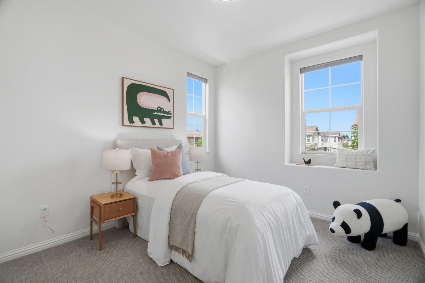 Detail Gallery Image 24 of 43 For 2658 Admiral Cir, Hayward,  CA 94545 - 3 Beds | 2/1 Baths