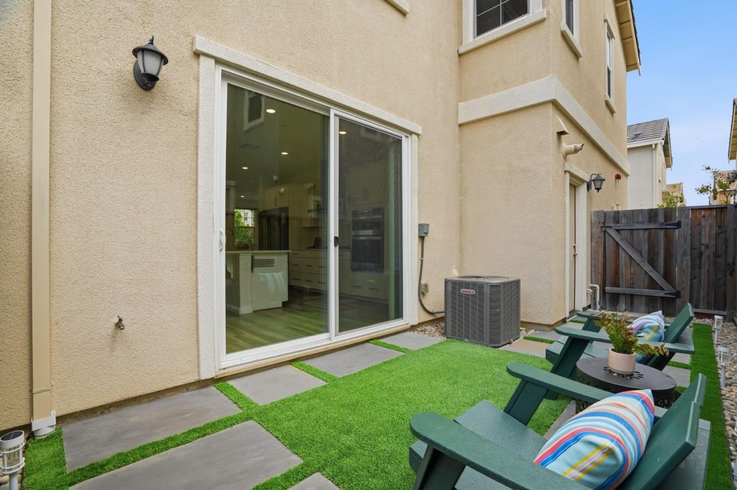 Detail Gallery Image 32 of 43 For 2658 Admiral Cir, Hayward,  CA 94545 - 3 Beds | 2/1 Baths