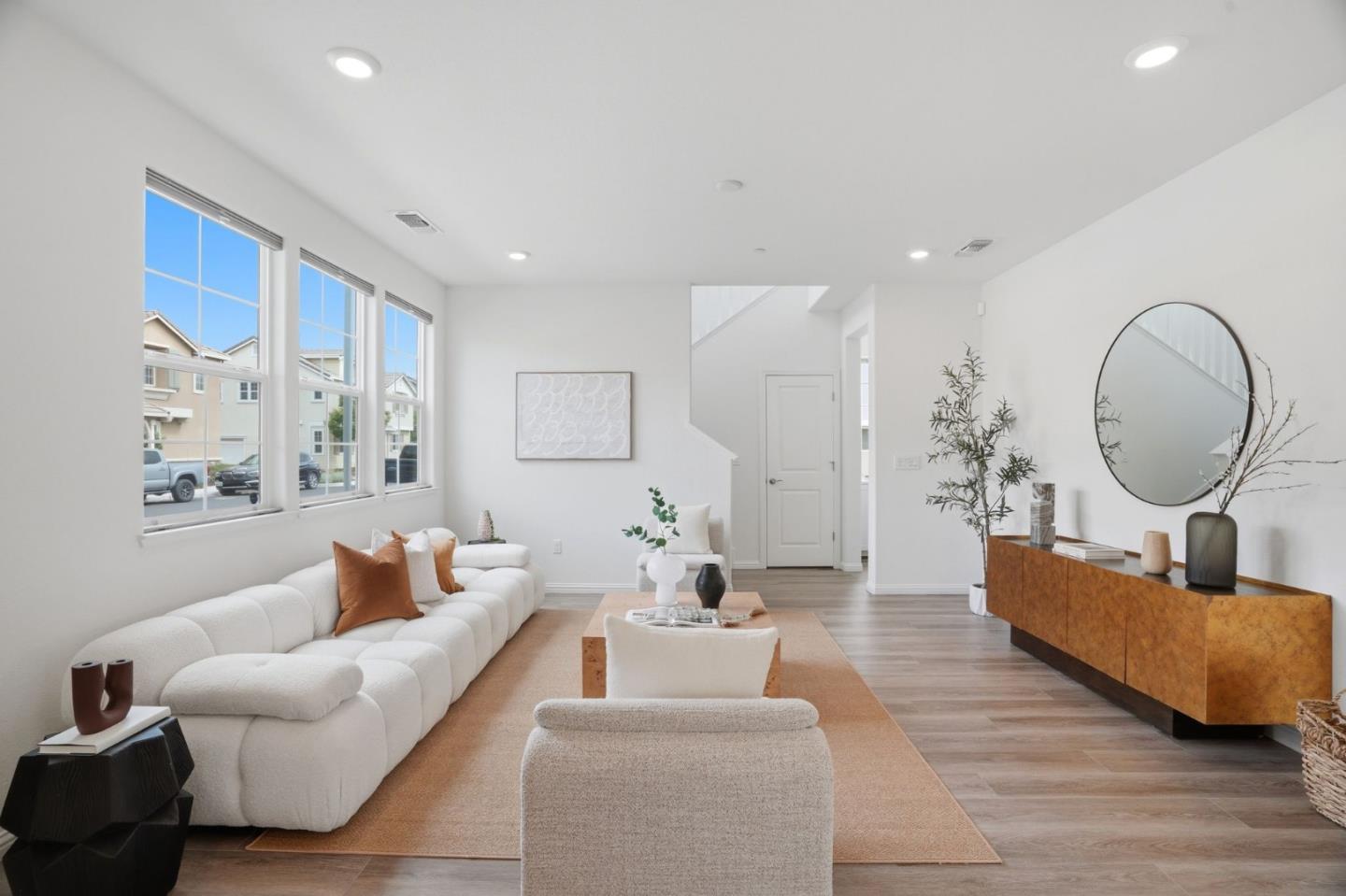 Detail Gallery Image 5 of 43 For 2658 Admiral Cir, Hayward,  CA 94545 - 3 Beds | 2/1 Baths