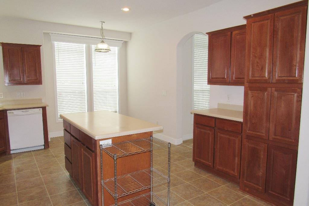 Detail Gallery Image 14 of 37 For 1225 Vienna Dr #44,  Sunnyvale,  CA 94089 - 3 Beds | 2 Baths