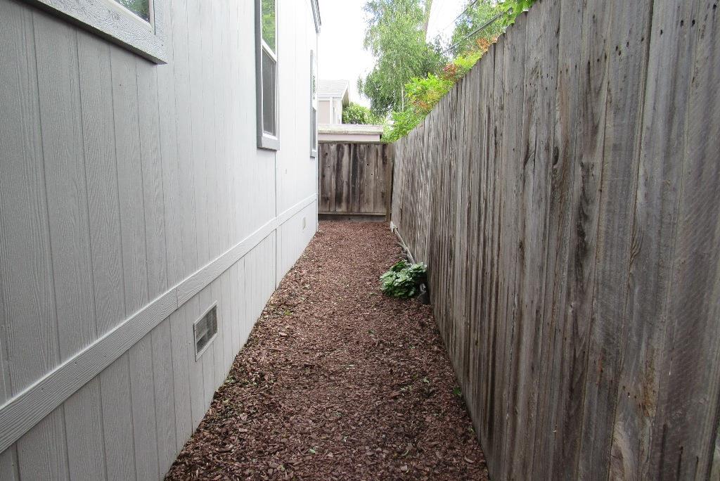 Detail Gallery Image 37 of 37 For 1225 Vienna Dr #44,  Sunnyvale,  CA 94089 - 3 Beds | 2 Baths