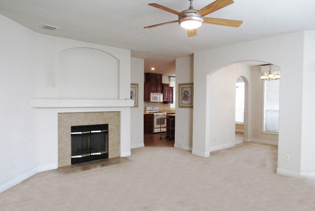 Detail Gallery Image 5 of 37 For 1225 Vienna Dr #44,  Sunnyvale,  CA 94089 - 3 Beds | 2 Baths