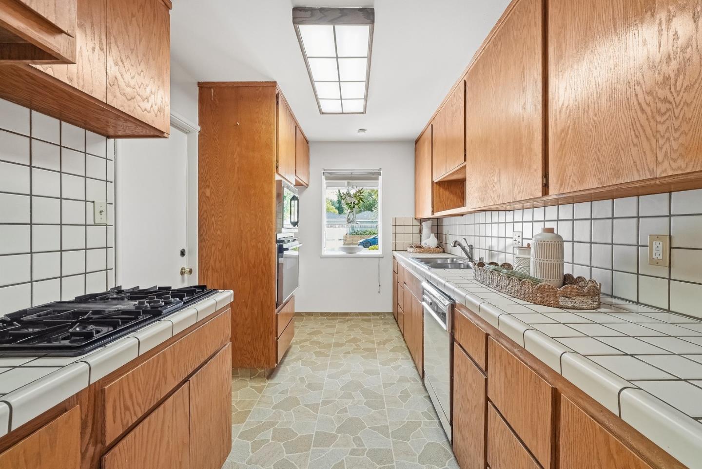 Detail Gallery Image 23 of 42 For 4065 2nd St, Palo Alto,  CA 94306 - 3 Beds | 1 Baths