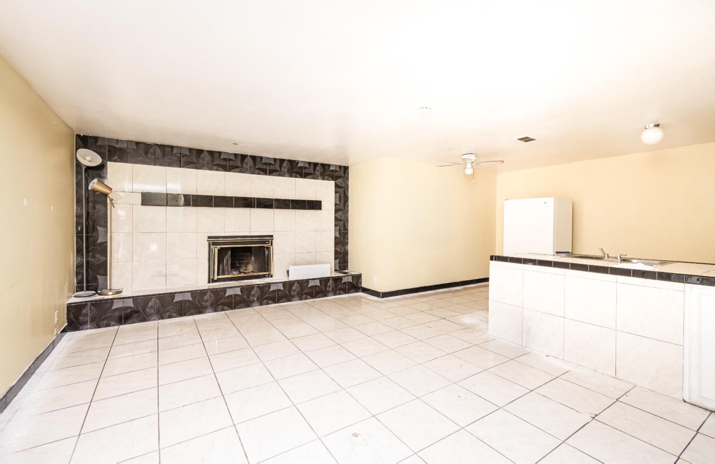 Detail Gallery Image 14 of 23 For 100 Nedra Ct, Sacramento,  CA 95822 - – Beds | – Baths