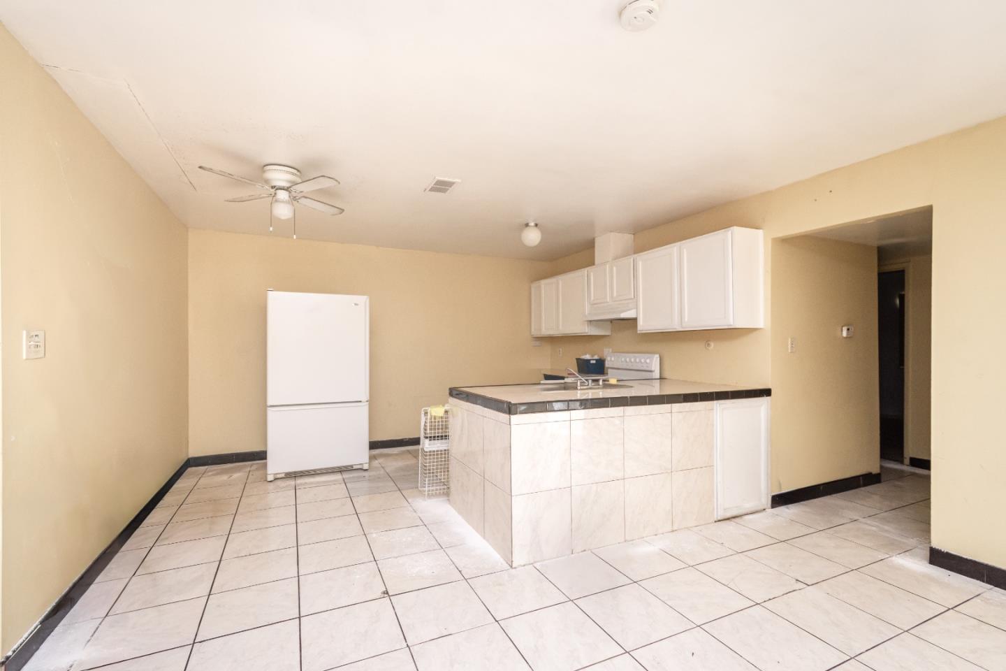 Detail Gallery Image 16 of 23 For 100 Nedra Ct, Sacramento,  CA 95822 - – Beds | – Baths