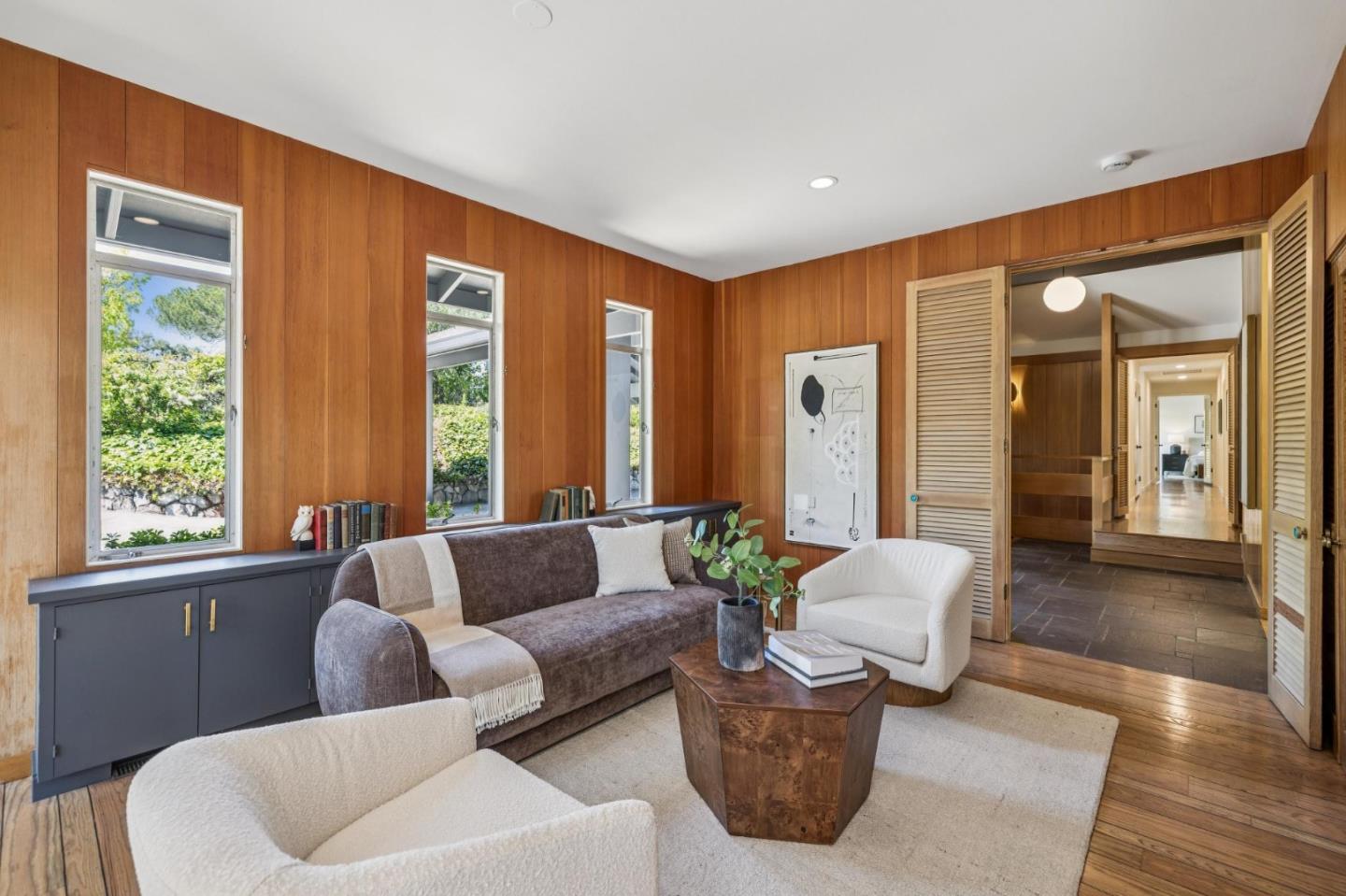 Detail Gallery Image 14 of 49 For 25845 Springhill Dr, Los Altos Hills,  CA 94022 - 5 Beds | 4 Baths