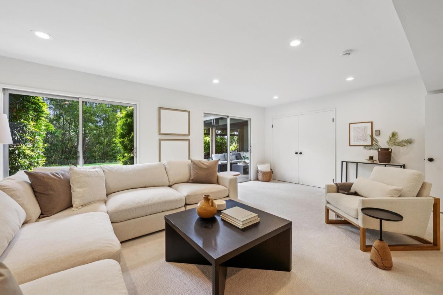 Detail Gallery Image 34 of 49 For 25845 Springhill Dr, Los Altos Hills,  CA 94022 - 5 Beds | 4 Baths