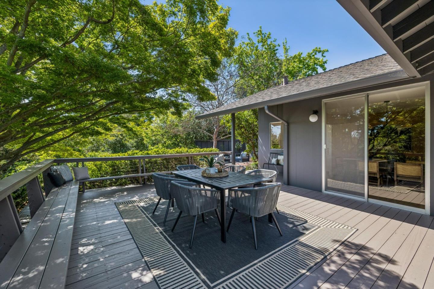 Detail Gallery Image 41 of 49 For 25845 Springhill Dr, Los Altos Hills,  CA 94022 - 5 Beds | 4 Baths