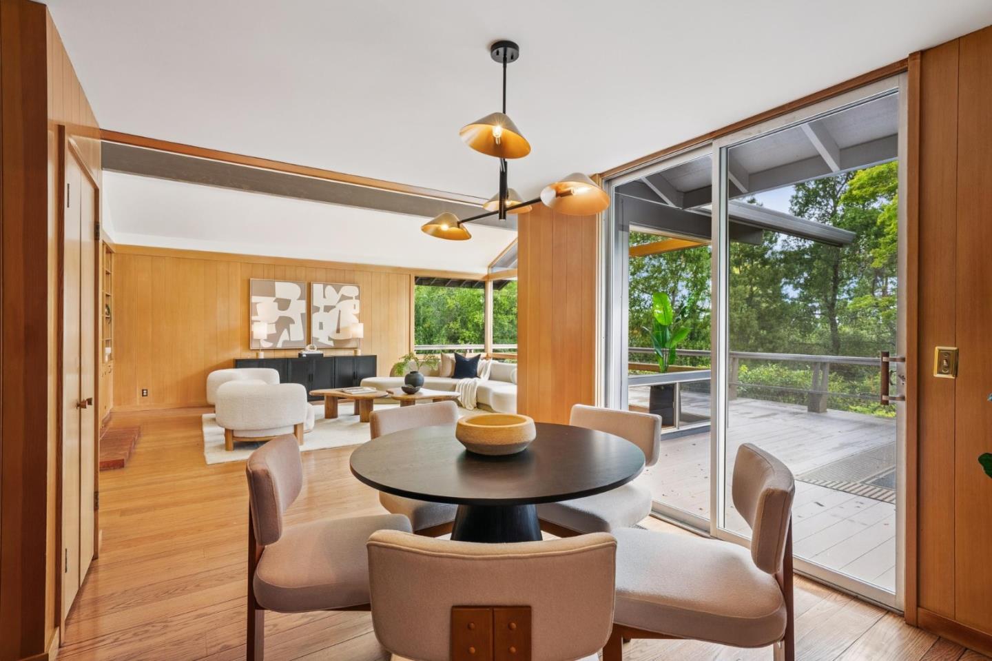 Detail Gallery Image 9 of 49 For 25845 Springhill Dr, Los Altos Hills,  CA 94022 - 5 Beds | 4 Baths