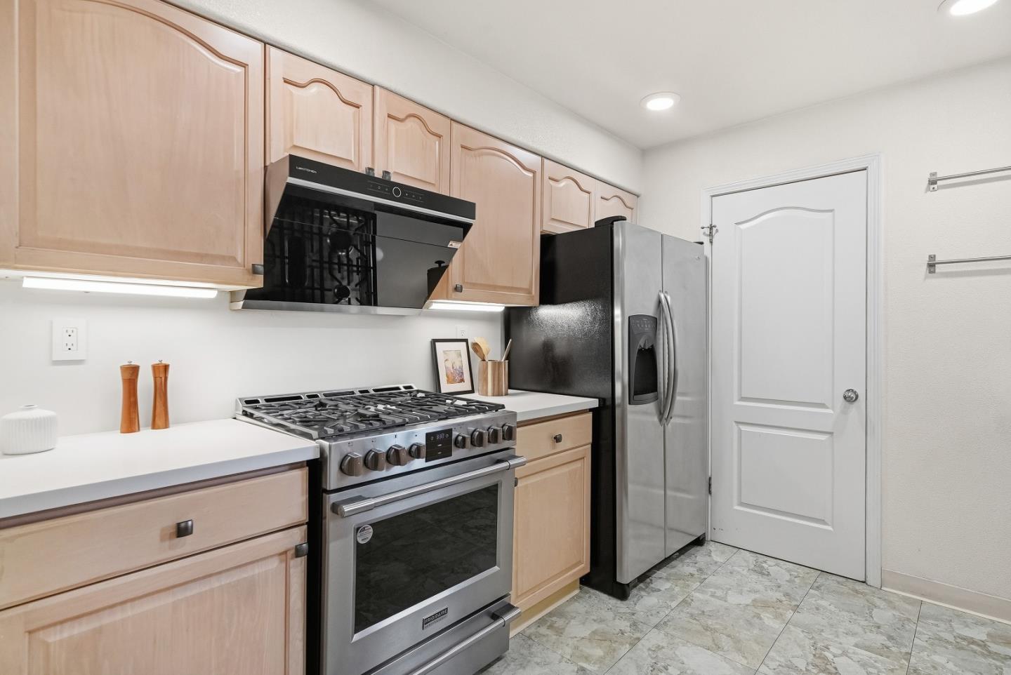 Photo #10: ML82043128 Listing: Photo #10