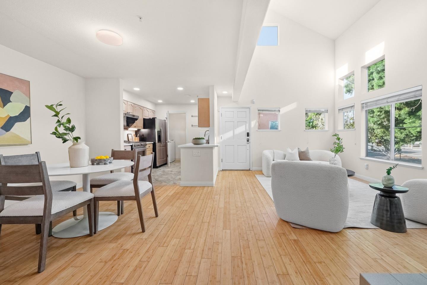 Photo #5: ML82043128 Listing: Photo #5