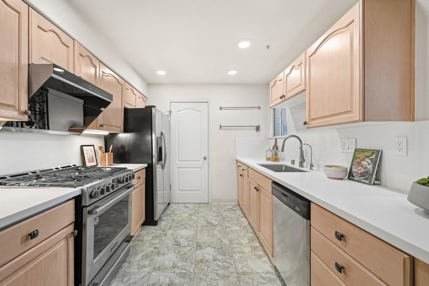 Photo #9: ML82043128 Listing: Photo #9