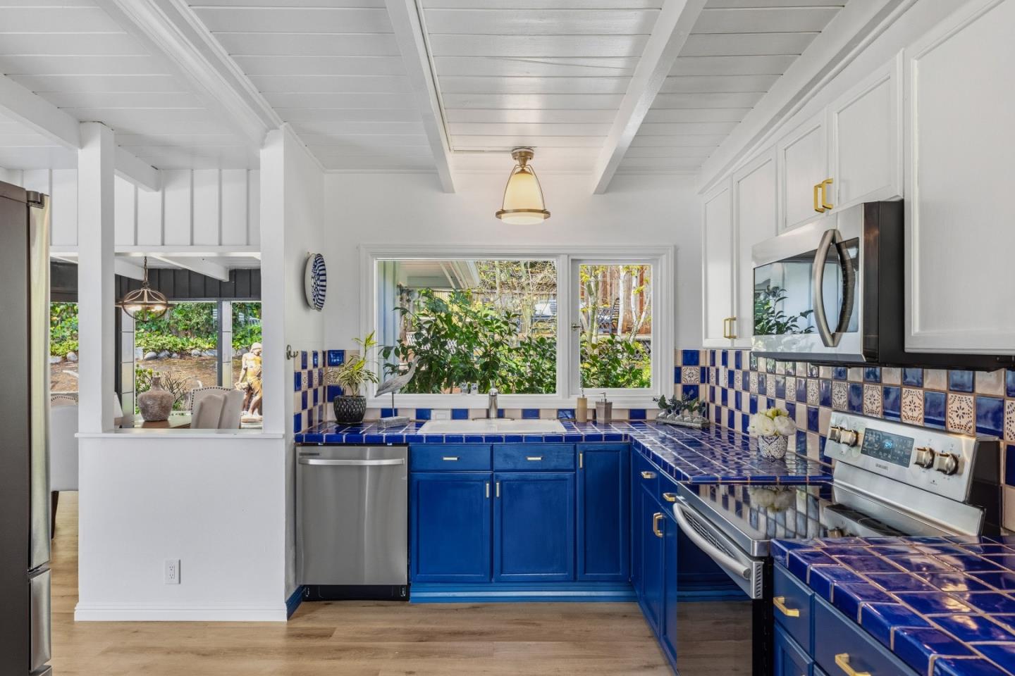 Detail Gallery Image 16 of 63 For 4058 El Bosque Dr, Pebble Beach,  CA 93953 - 3 Beds | 2 Baths