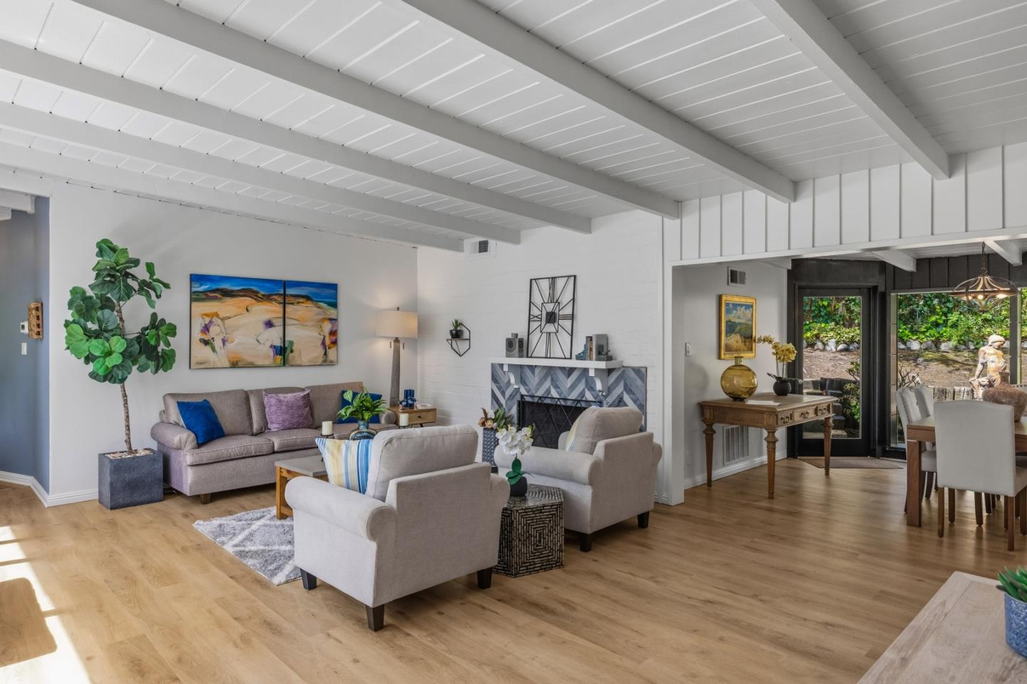 Detail Gallery Image 8 of 63 For 4058 El Bosque Dr, Pebble Beach,  CA 93953 - 3 Beds | 2 Baths