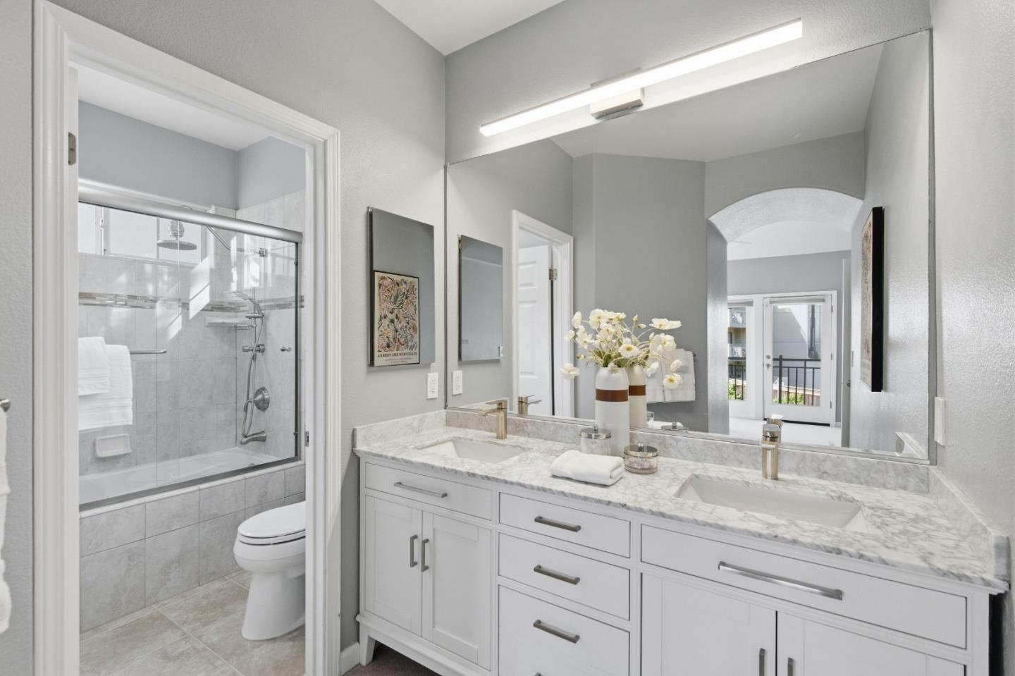 Detail Gallery Image 22 of 37 For 39 Arroyo View Cir, Belmont,  CA 94002 - 3 Beds | 2/1 Baths