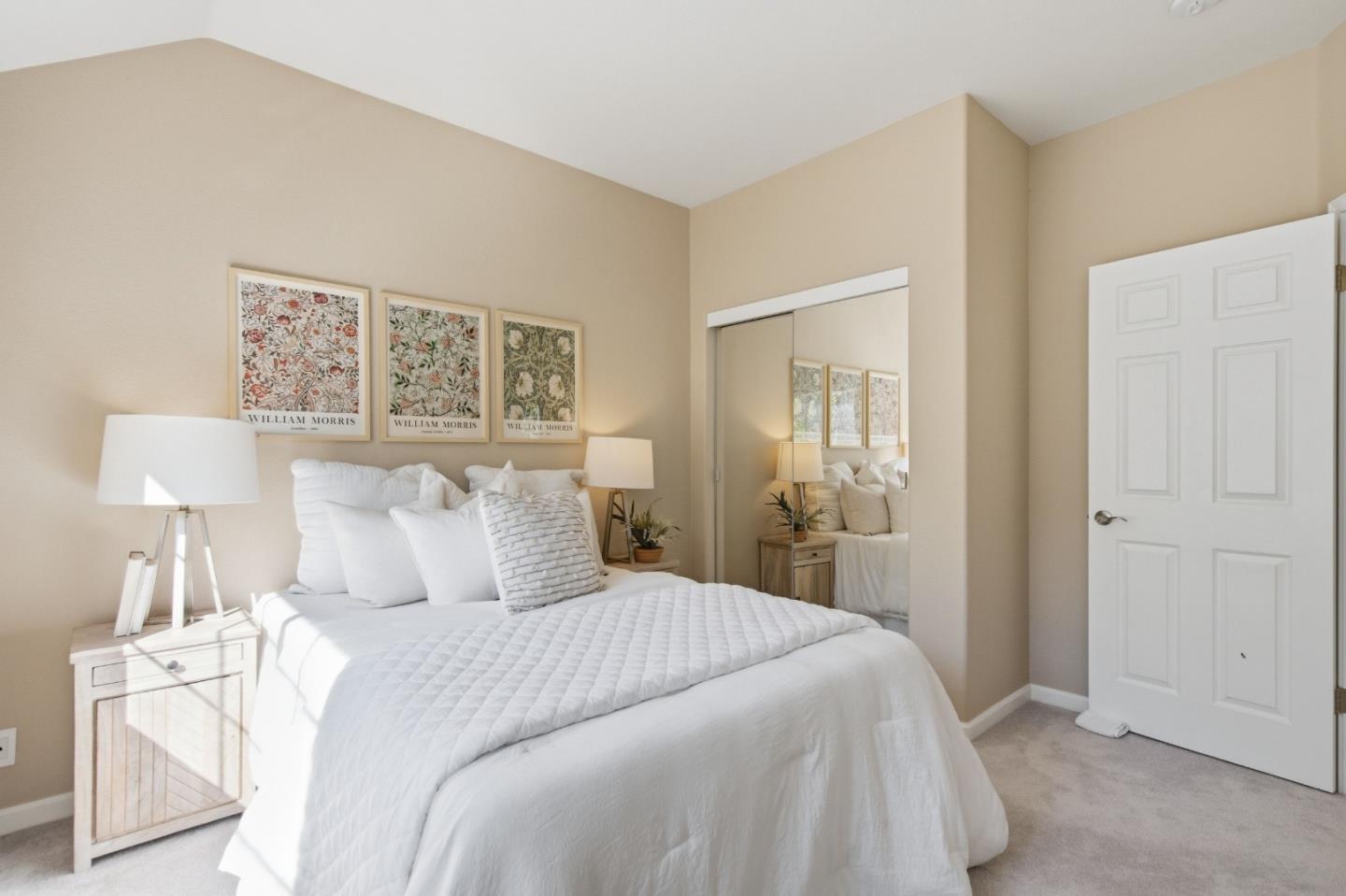Detail Gallery Image 32 of 37 For 39 Arroyo View Cir, Belmont,  CA 94002 - 3 Beds | 2/1 Baths
