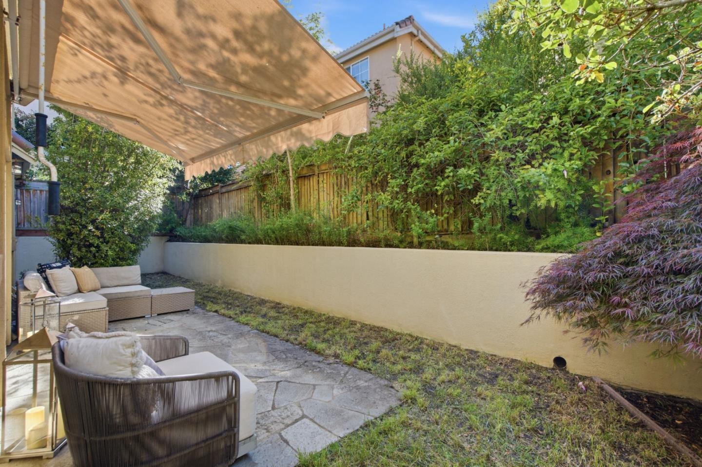 Detail Gallery Image 36 of 37 For 39 Arroyo View Cir, Belmont,  CA 94002 - 3 Beds | 2/1 Baths