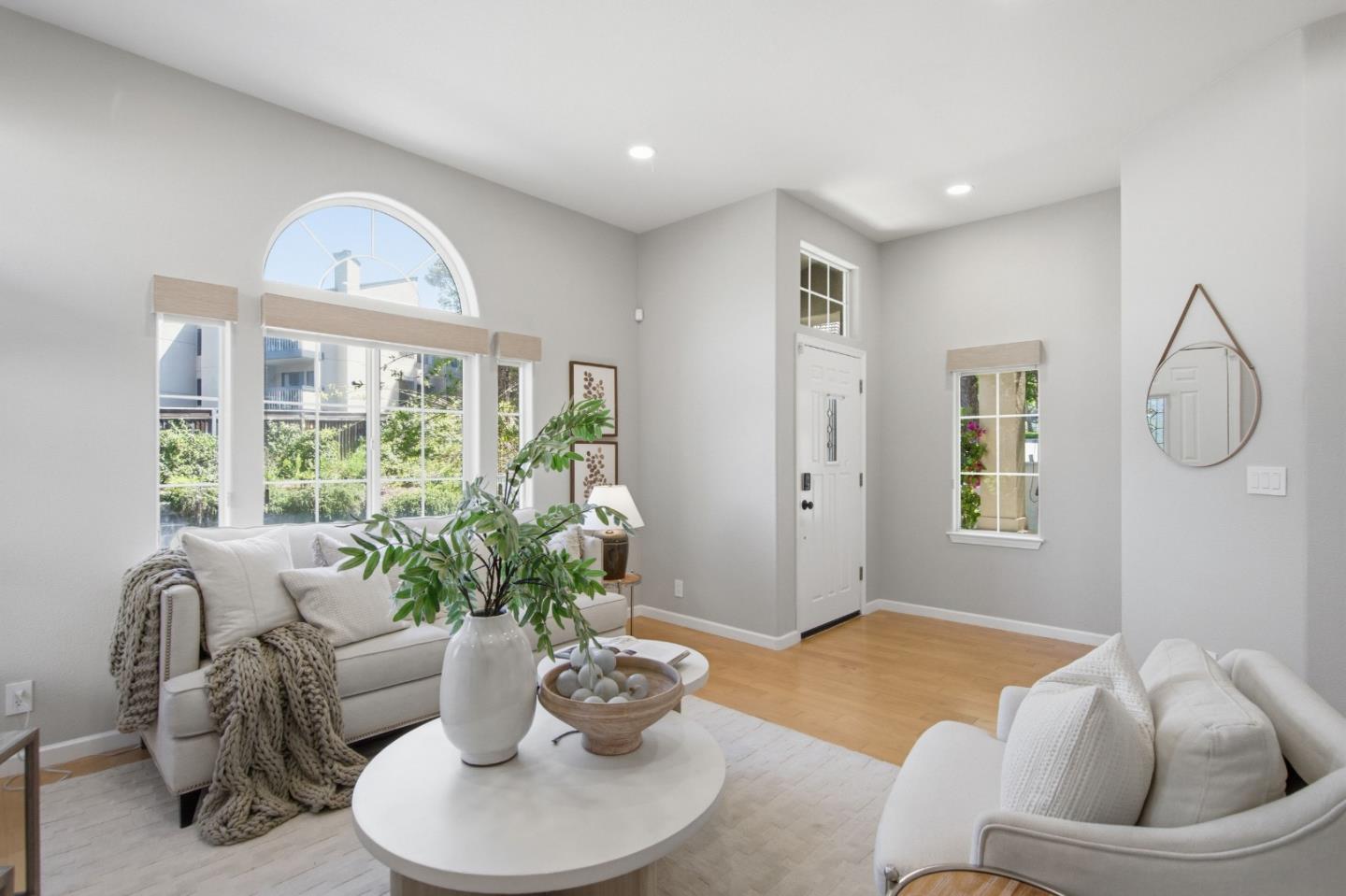 Detail Gallery Image 7 of 37 For 39 Arroyo View Cir, Belmont,  CA 94002 - 3 Beds | 2/1 Baths