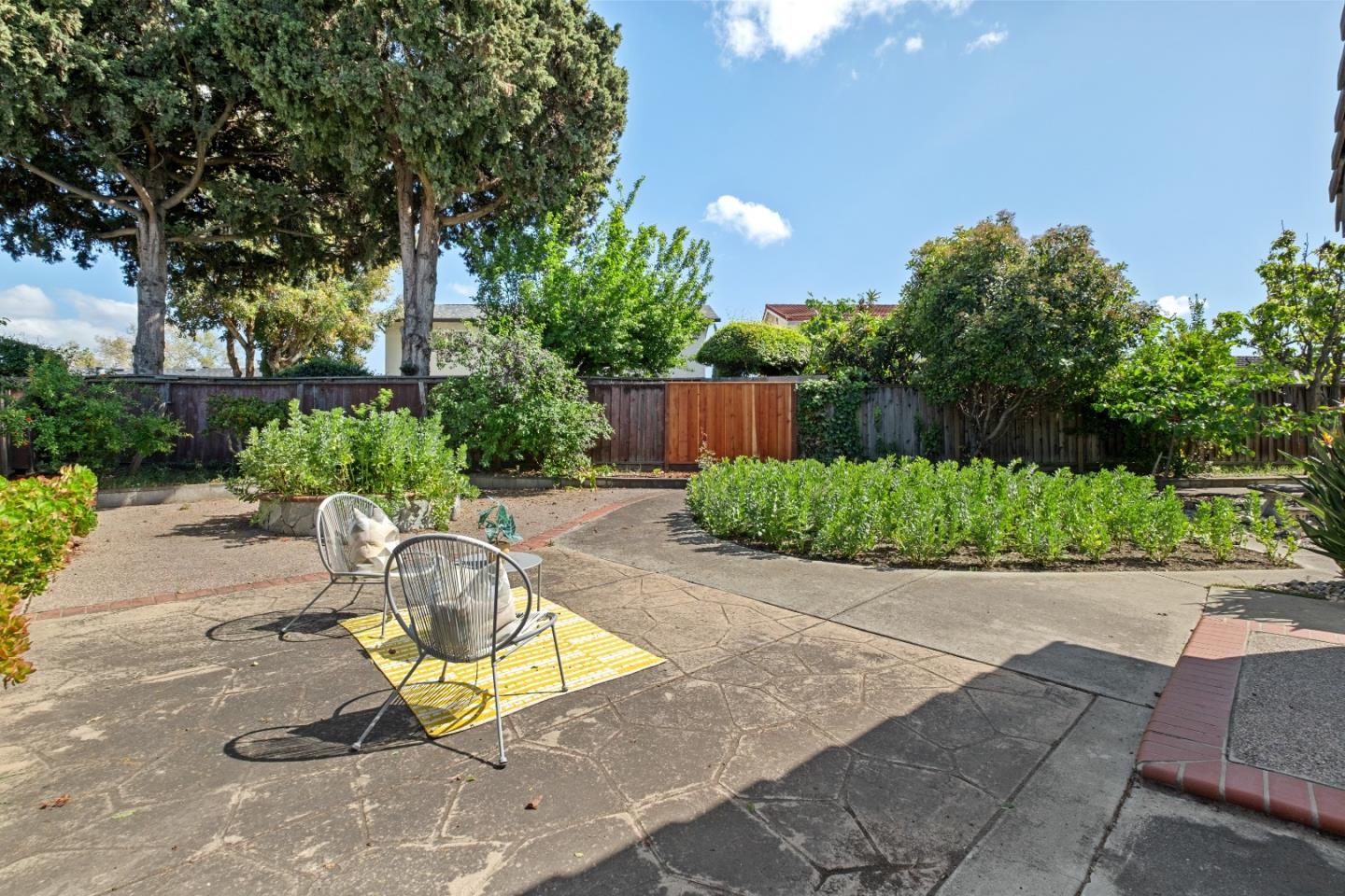 Detail Gallery Image 10 of 49 For 1352 Cutforth Ct, San Jose,  CA 95132 - 4 Beds | 2/1 Baths