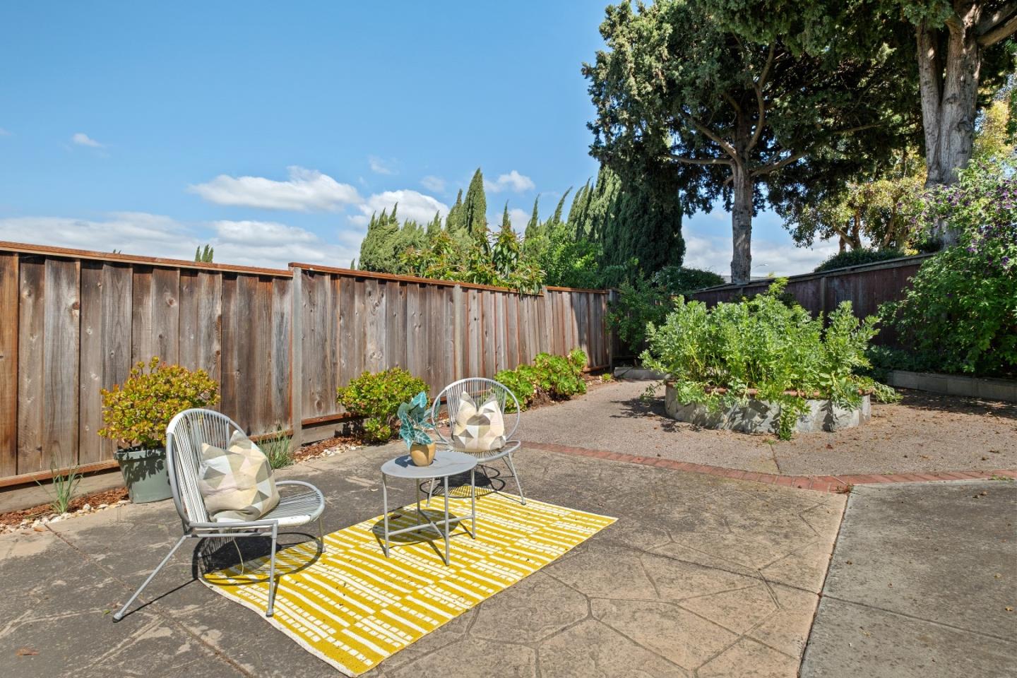 Detail Gallery Image 11 of 49 For 1352 Cutforth Ct, San Jose,  CA 95132 - 4 Beds | 2/1 Baths