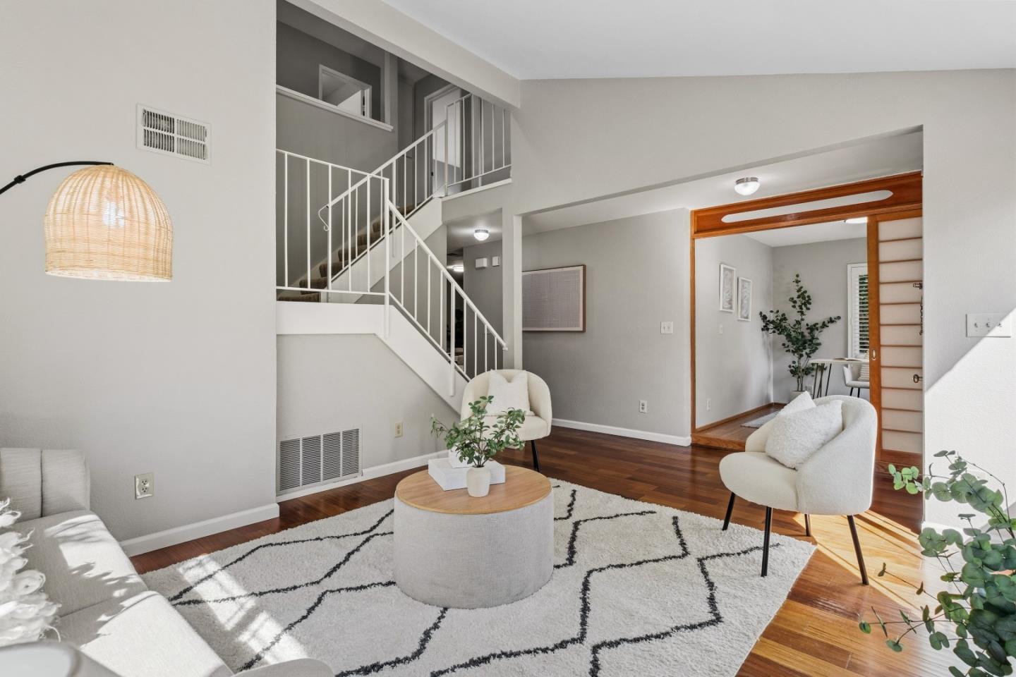 Detail Gallery Image 16 of 49 For 1352 Cutforth Ct, San Jose,  CA 95132 - 4 Beds | 2/1 Baths