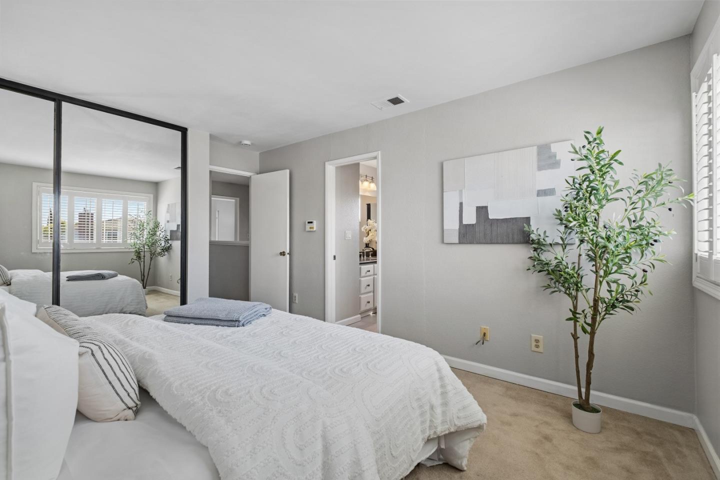 Detail Gallery Image 32 of 49 For 1352 Cutforth Ct, San Jose,  CA 95132 - 4 Beds | 2/1 Baths