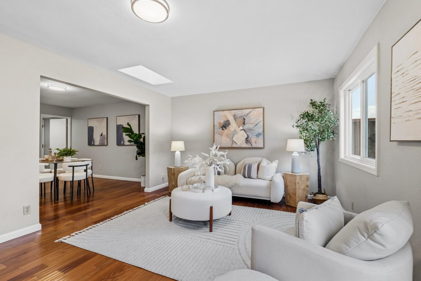 Detail Gallery Image 4 of 49 For 1352 Cutforth Ct, San Jose,  CA 95132 - 4 Beds | 2/1 Baths