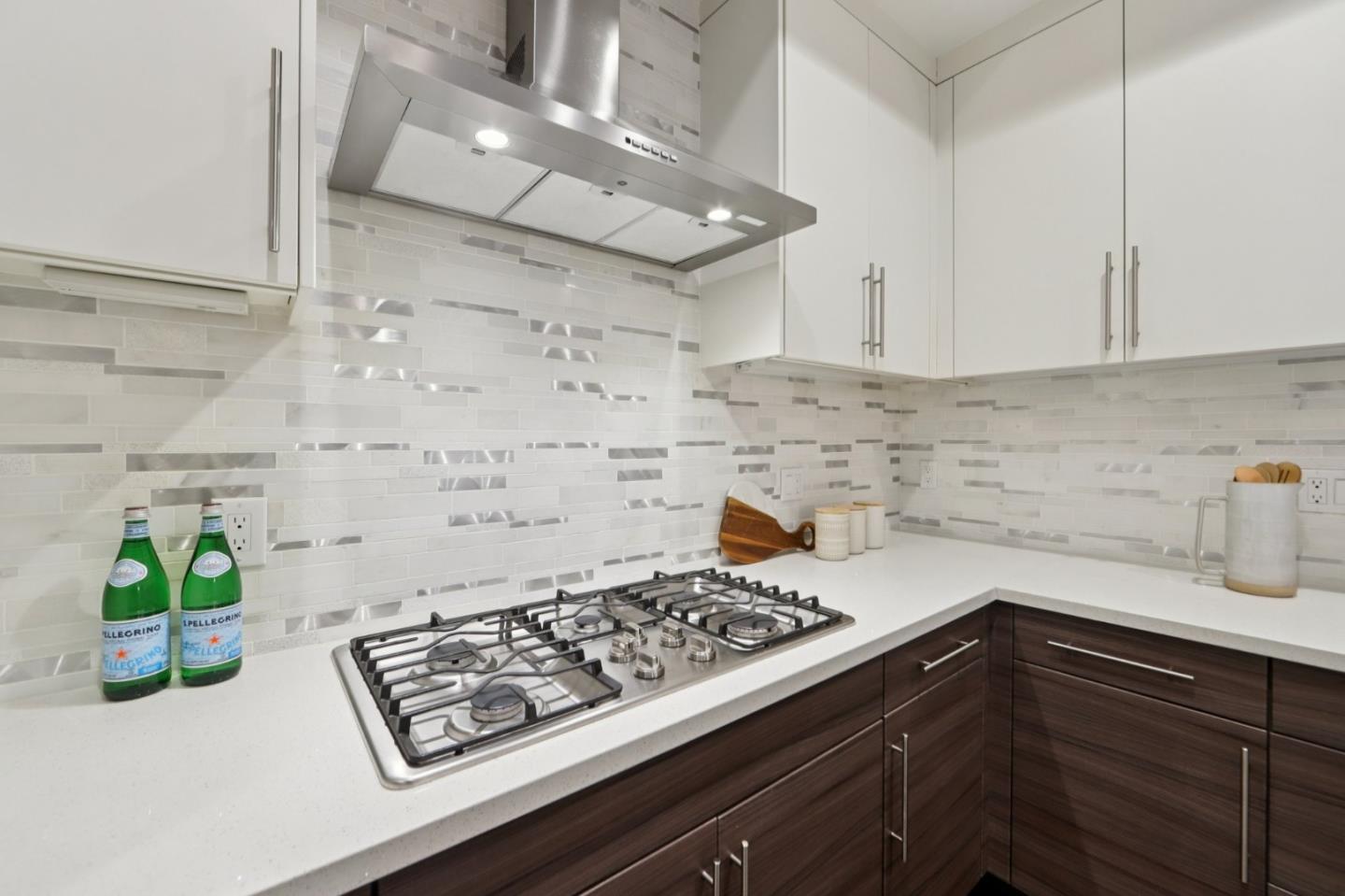 Detail Gallery Image 13 of 32 For 600 El Camino Real #211,  Belmont,  CA 94002 - 2 Beds | 2 Baths