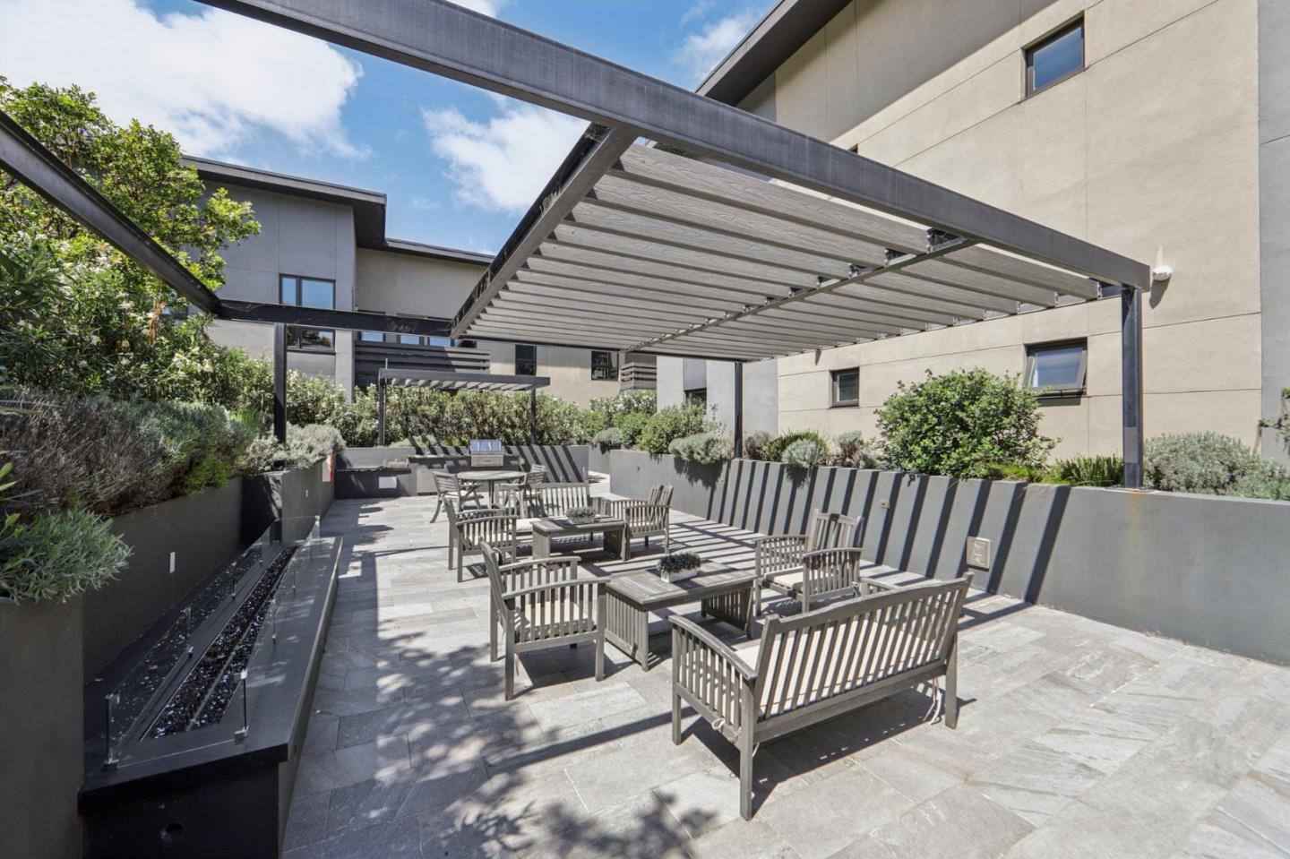 Detail Gallery Image 29 of 32 For 600 El Camino Real #211,  Belmont,  CA 94002 - 2 Beds | 2 Baths