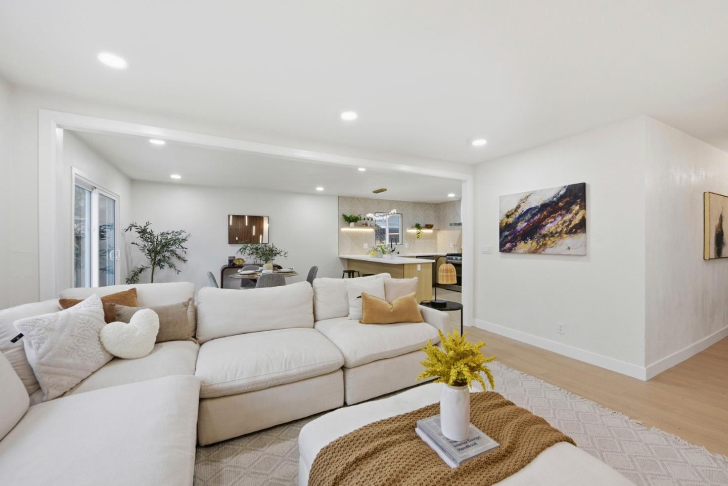 Detail Gallery Image 6 of 28 For 35172 Lancero St, Fremont,  CA 94536 - 4 Beds | 2 Baths