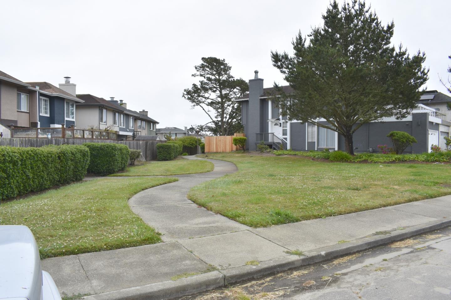 Detail Gallery Image 9 of 35 For 3836 Carter Dr, South San Francisco,  CA 94080 - 4 Beds | 2/1 Baths