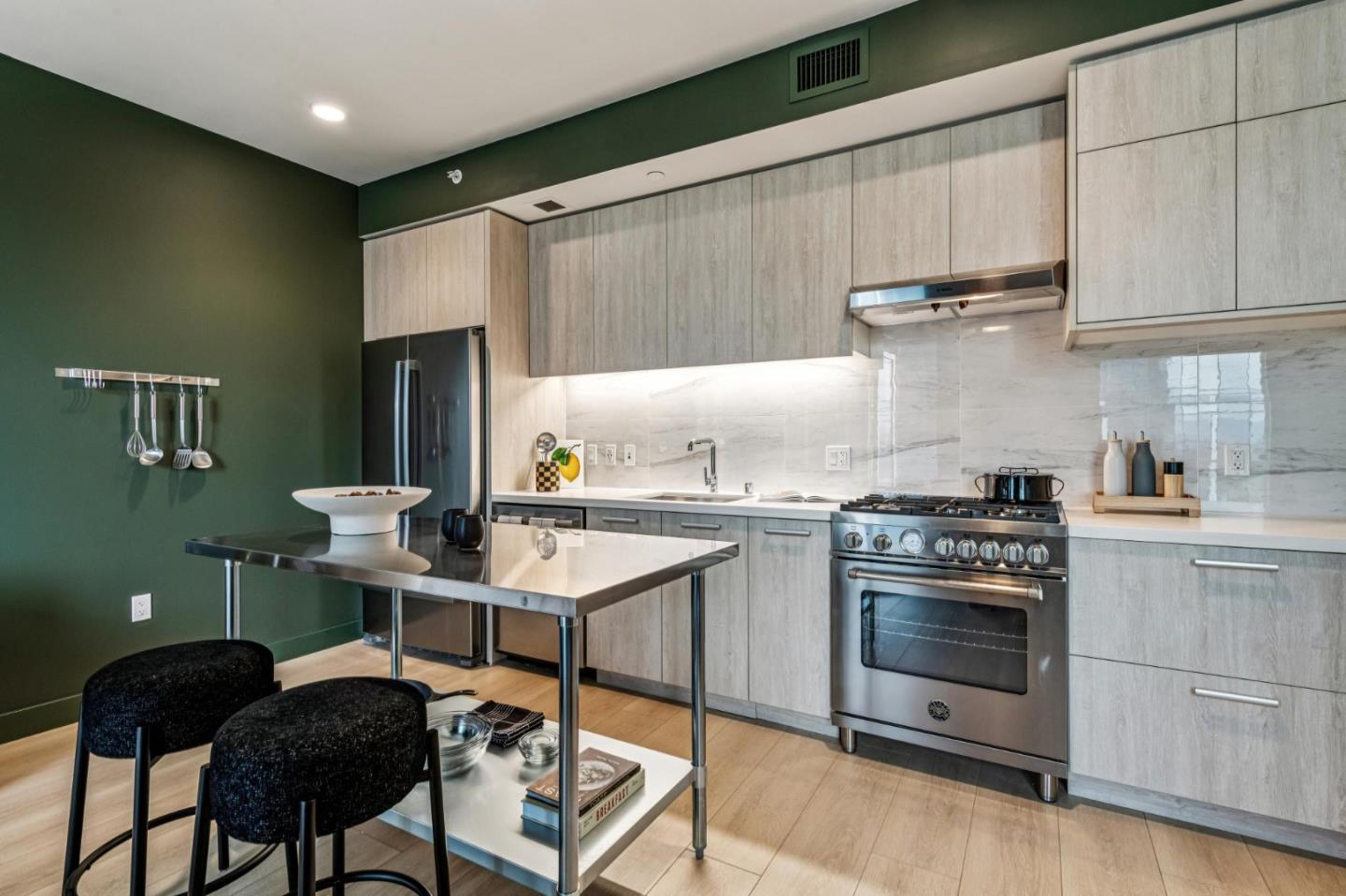 Photo #4: ML82043137 Listing: Photo #4