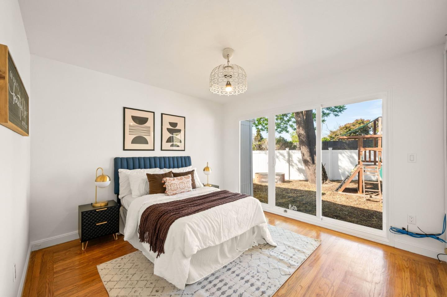 Detail Gallery Image 12 of 21 For 1330 Northside Ave, Berkeley,  CA 94702 - 2 Beds | 1 Baths