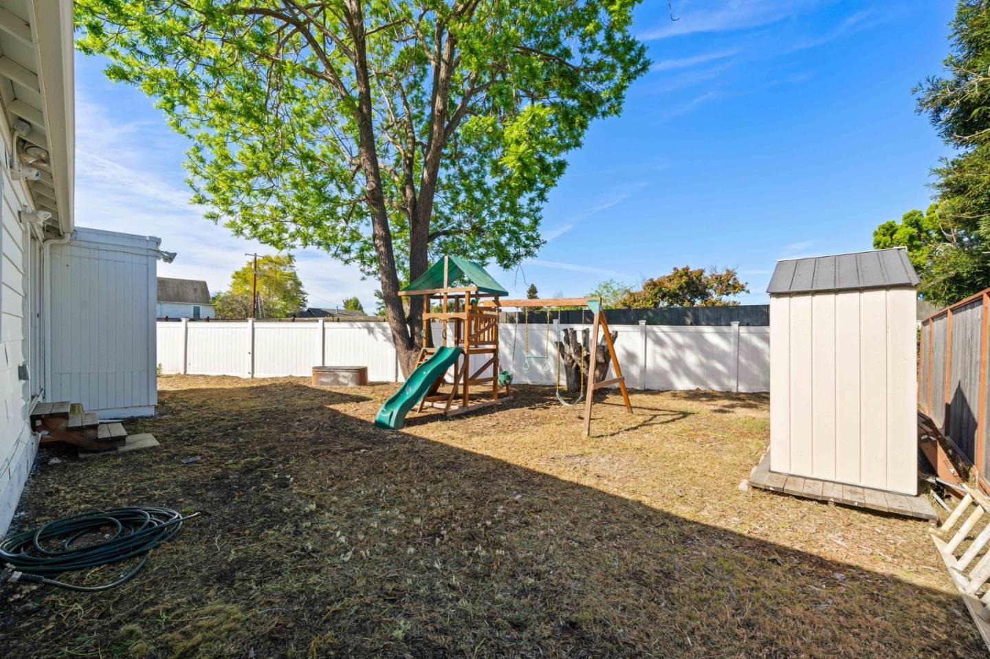 Detail Gallery Image 19 of 21 For 1330 Northside Ave, Berkeley,  CA 94702 - 2 Beds | 1 Baths