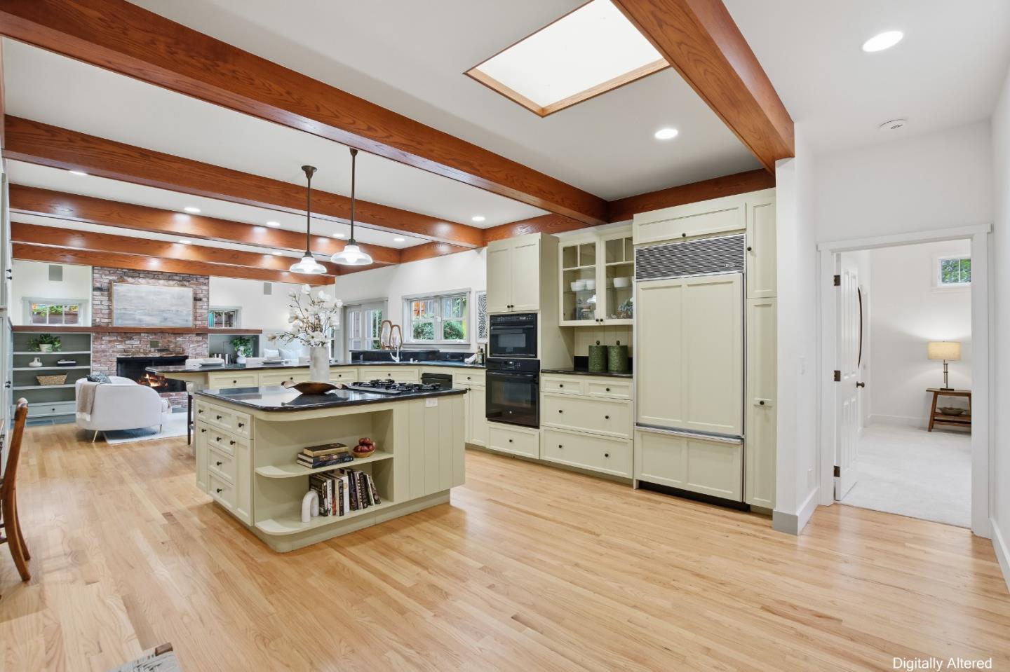 Detail Gallery Image 4 of 36 For 2136 Clayton Dr, Menlo Park,  CA 94025 - 5 Beds | 3/3 Baths