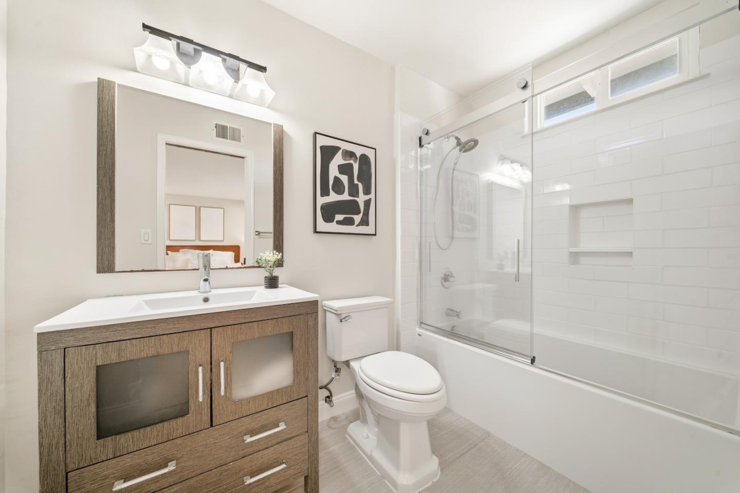 Detail Gallery Image 13 of 20 For 1926 Cape Hilda Pl, San Jose,  CA 95133 - 5 Beds | 3 Baths