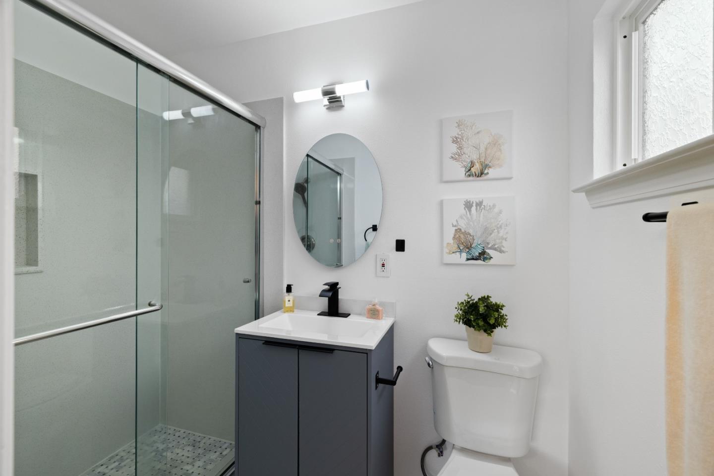 Detail Gallery Image 14 of 25 For 227 Lippert Ave, Fremont,  CA 94539 - 3 Beds | 2 Baths