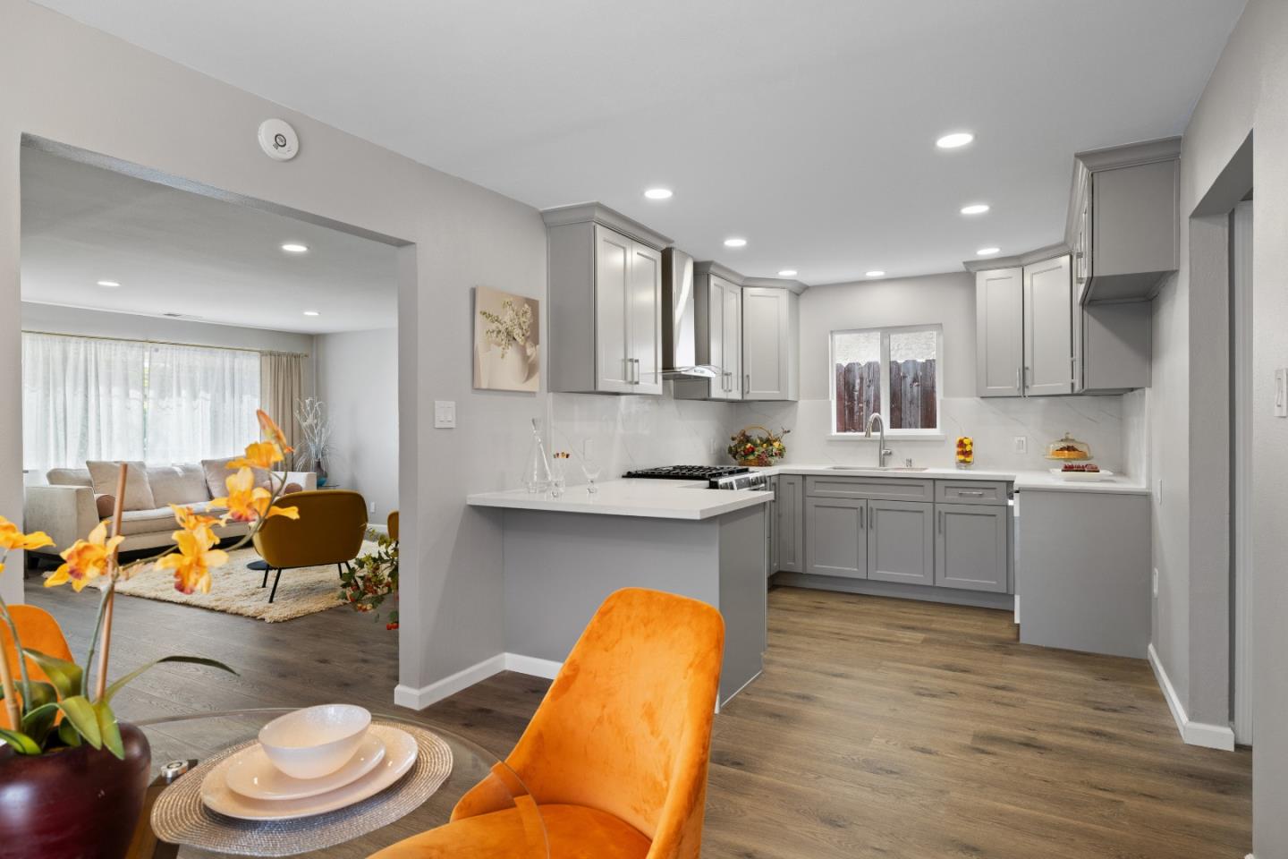 Detail Gallery Image 8 of 25 For 227 Lippert Ave, Fremont,  CA 94539 - 3 Beds | 2 Baths