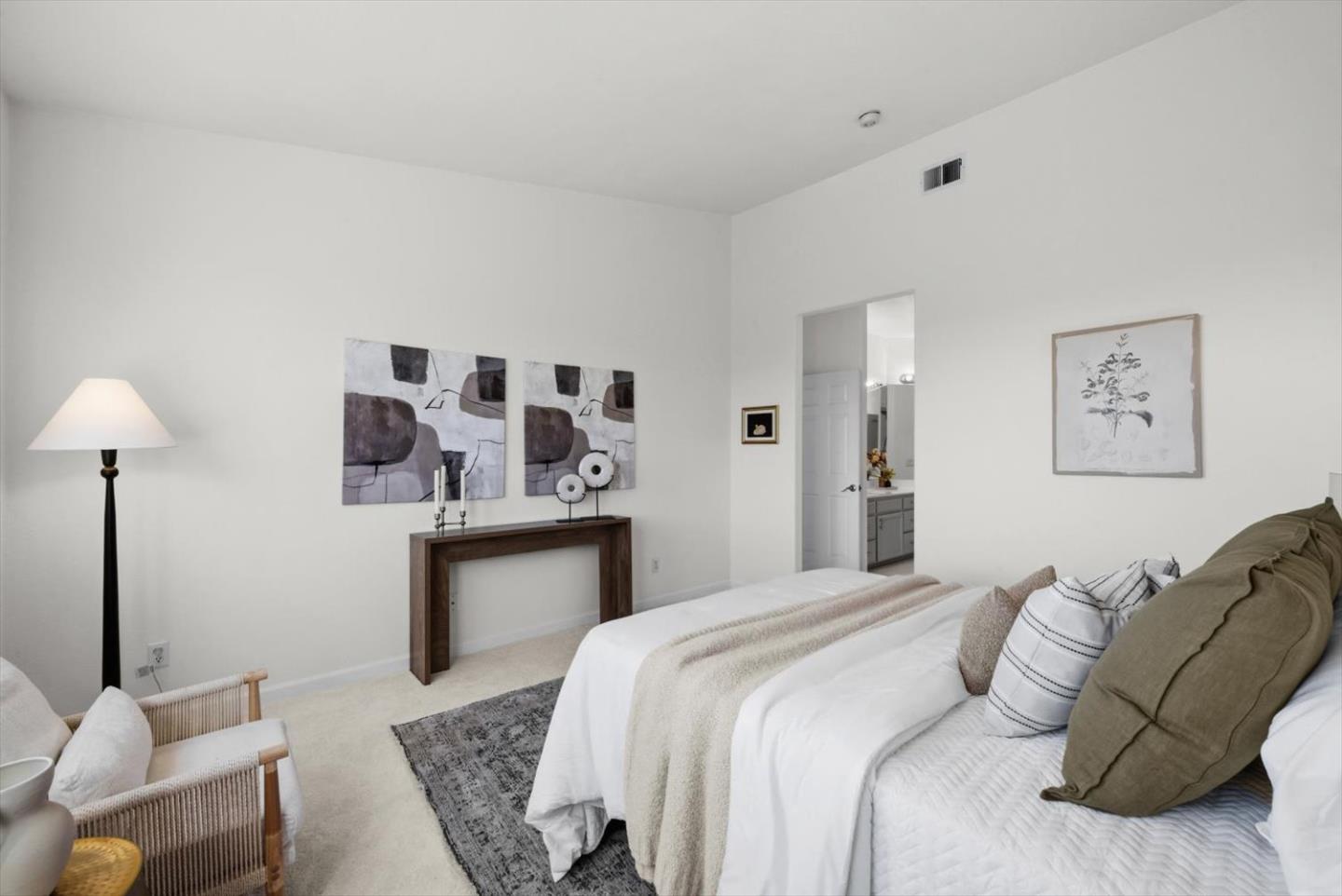 Detail Gallery Image 23 of 52 For 129 Outlook Cir, Pacifica,  CA 94044 - 3 Beds | 2 Baths