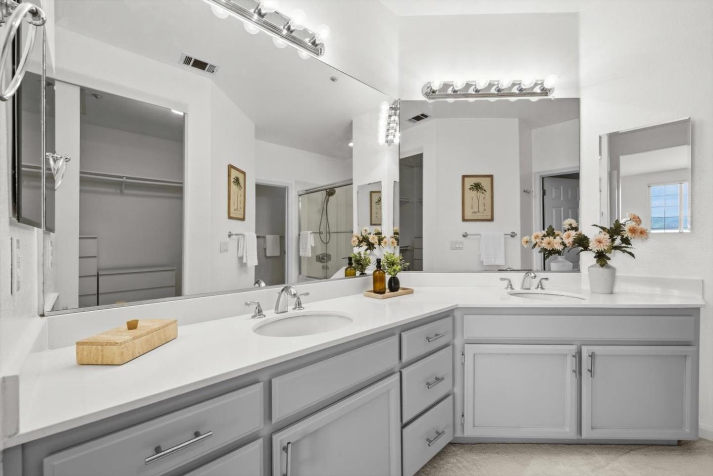 Detail Gallery Image 25 of 52 For 129 Outlook Cir, Pacifica,  CA 94044 - 3 Beds | 2 Baths