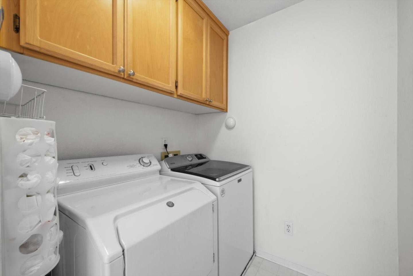 Detail Gallery Image 35 of 52 For 129 Outlook Cir, Pacifica,  CA 94044 - 3 Beds | 2 Baths