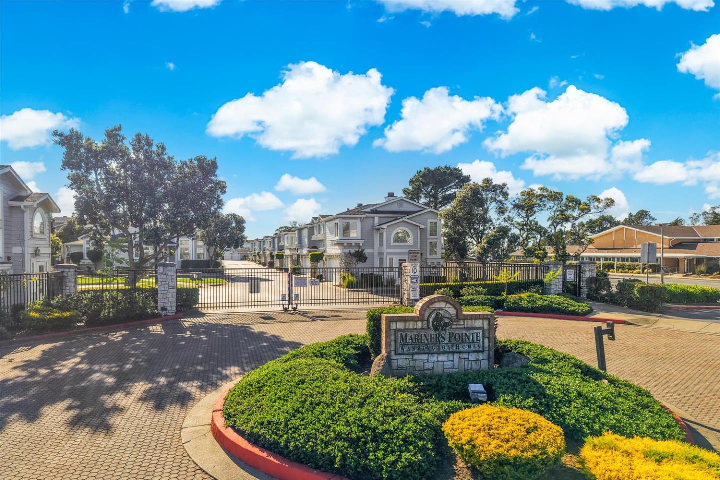 Detail Gallery Image 43 of 52 For 129 Outlook Cir, Pacifica,  CA 94044 - 3 Beds | 2 Baths