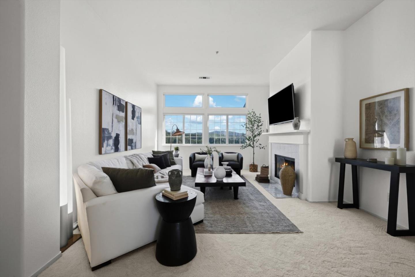 Detail Gallery Image 5 of 52 For 129 Outlook Cir, Pacifica,  CA 94044 - 3 Beds | 2 Baths