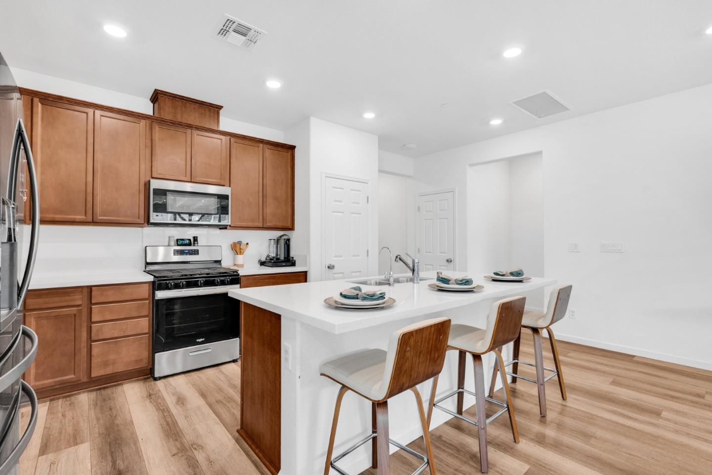 Detail Gallery Image 12 of 36 For 673 Dorset, Patterson,  CA 95363 - 3 Beds | 2 Baths