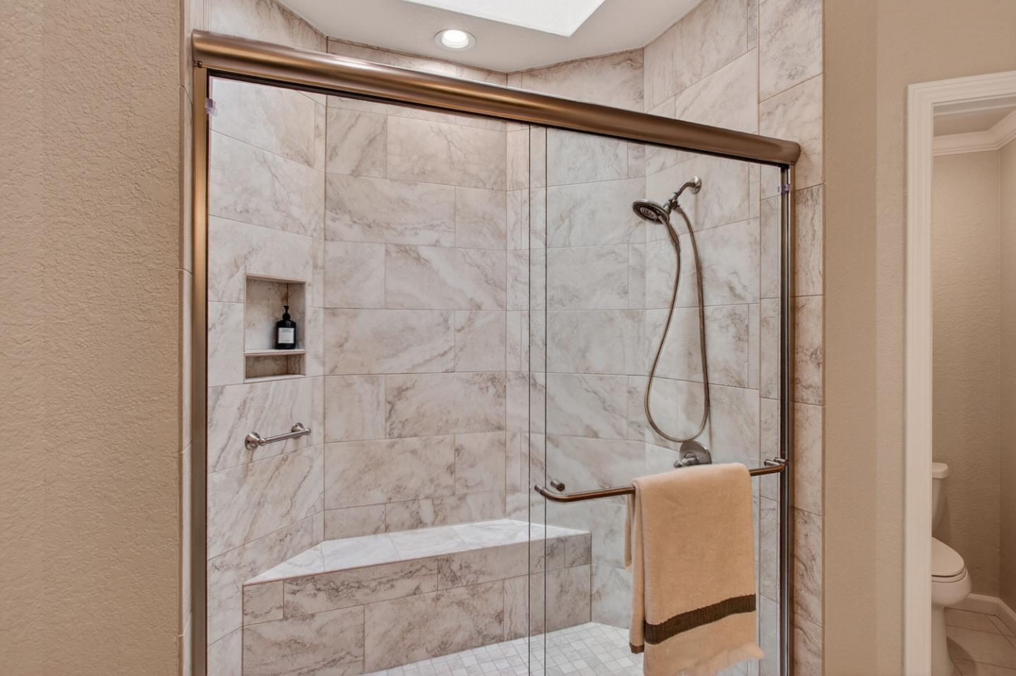 Detail Gallery Image 16 of 35 For 1103 Ana Privada, Mountain View,  CA 94040 - 3 Beds | 2 Baths