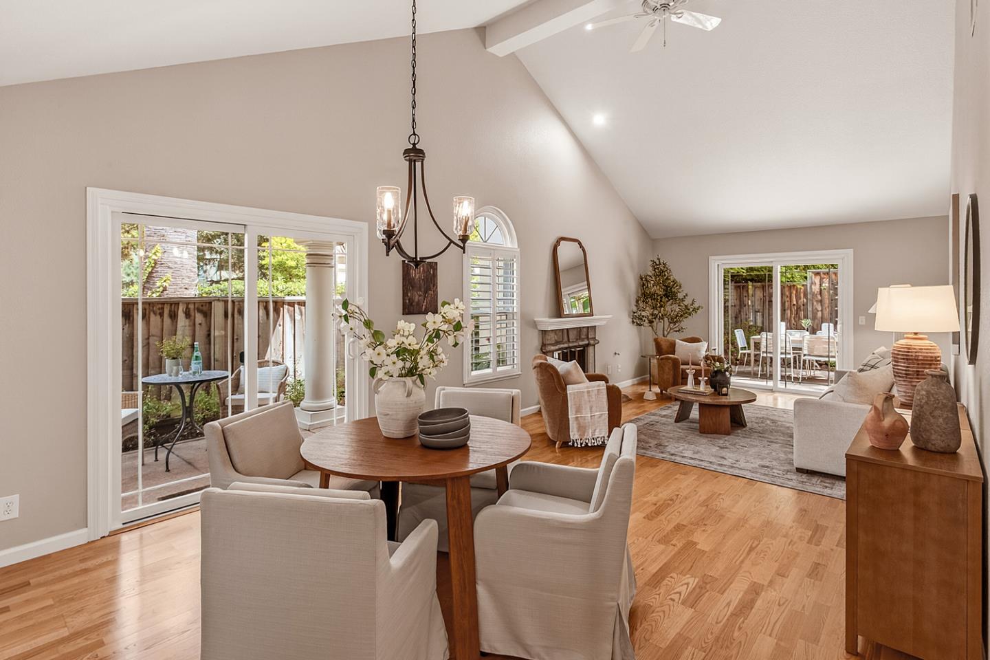 Detail Gallery Image 7 of 35 For 1103 Ana Privada, Mountain View,  CA 94040 - 3 Beds | 2 Baths