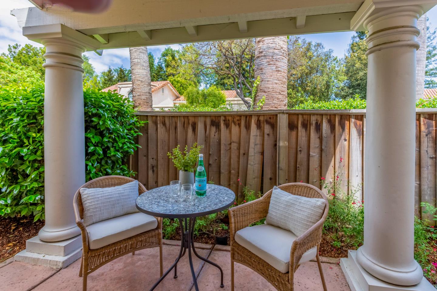 Detail Gallery Image 9 of 35 For 1103 Ana Privada, Mountain View,  CA 94040 - 3 Beds | 2 Baths